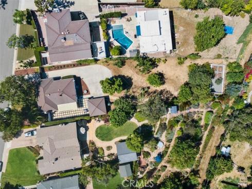 816  Grandview  , Fullerton, CA