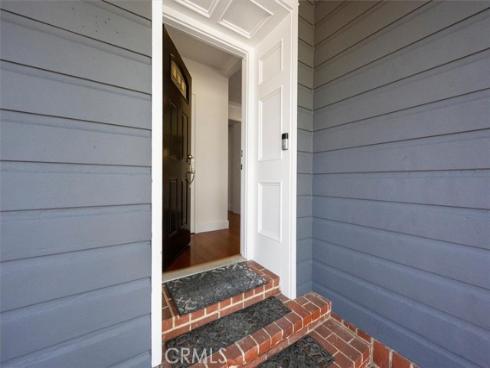 816  Grandview  , Fullerton, CA