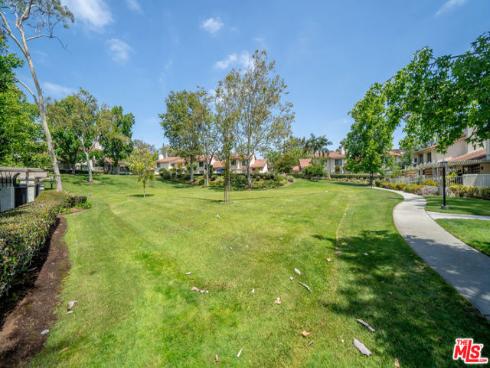 845  Whitewater  68  Drive, Fullerton, CA