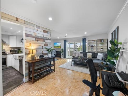 1117 Rosecrans 15A Avenue, Fullerton, CA