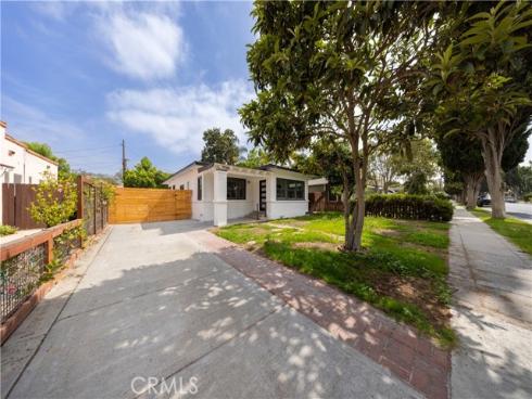 329 W Whiting Avenue, Fullerton, CA