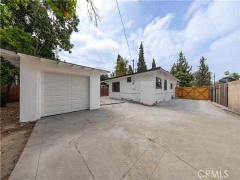 329 W Whiting Avenue, Fullerton, CA
