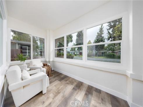 329 W Whiting Avenue, Fullerton, CA