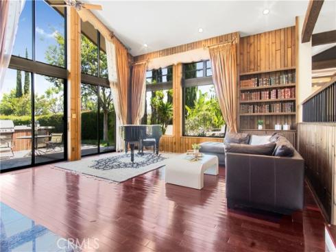 1001 W Las Palmas , Fullerton, CA