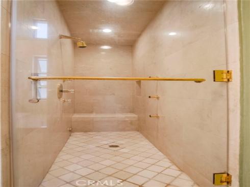 1001 W Las Palmas , Fullerton, CA