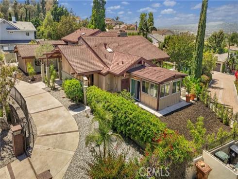 1001 W Las Palmas , Fullerton, CA