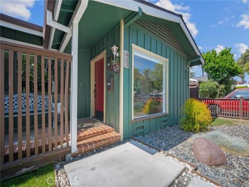 422 W Amerige   Avenue, Fullerton, CA