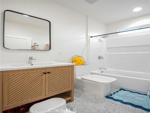 422 W Amerige Avenue, Fullerton, CA