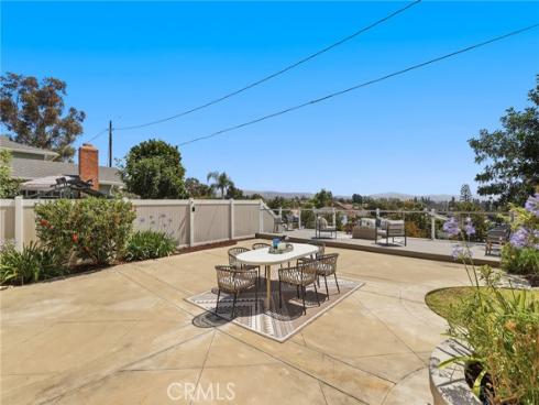 2524  Hartford   Avenue, Fullerton, CA