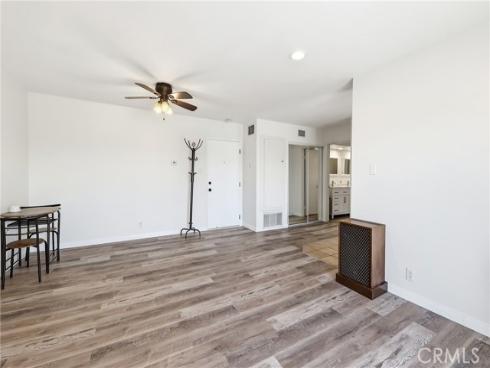 400 N Acacia  c 39 , Fullerton, CA