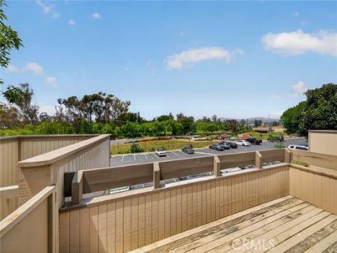 3054 Associated 26 , Fullerton, CA