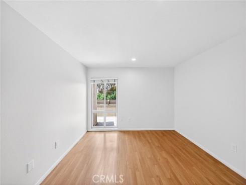 3054 Associated 26 , Fullerton, CA