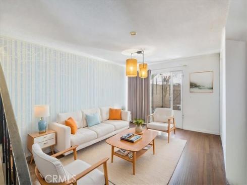 1310 N Placentia , Fullerton, CA