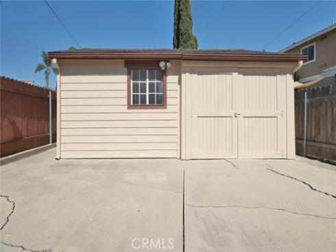 714 E Chapman Avenue, Fullerton, CA