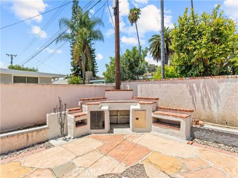 1301 W Roberta , Fullerton, CA