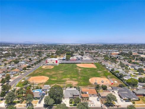 1342 W Southgate  , Fullerton, CA
