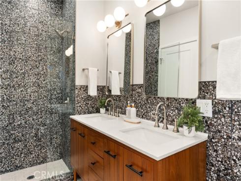 530 W Elm Avenue, Fullerton, CA