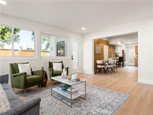 530 W Elm Avenue, Fullerton, CA