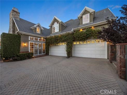 2061  Skyline   Drive, Fullerton, CA