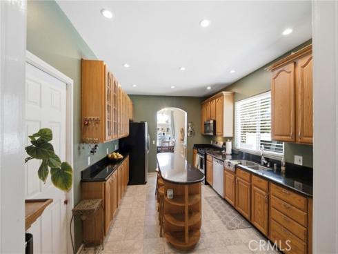 2525 W Olive   Avenue, Fullerton, CA