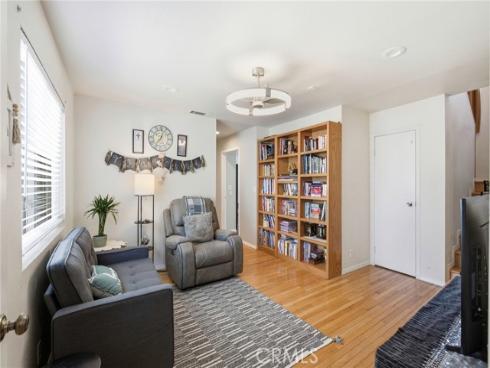 2525 W Olive   Avenue, Fullerton, CA