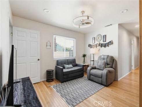 2525 W Olive   Avenue, Fullerton, CA