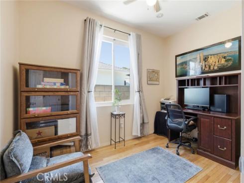 2525 W Olive   Avenue, Fullerton, CA