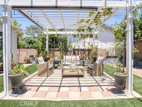 2525 W Olive   Avenue, Fullerton, CA
