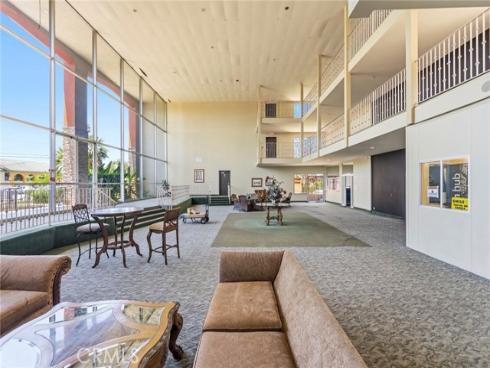 400 N Acacia C32 , Fullerton, CA
