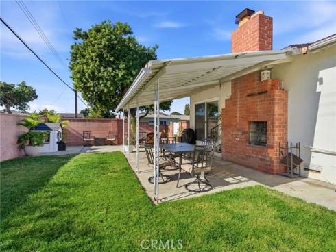 1484 W Maxzim Avenue, Fullerton, CA