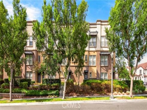 2256 Clark