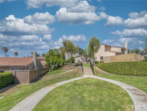 2991  Gingerwood  , Fullerton, CA