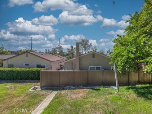 2991  Gingerwood  , Fullerton, CA