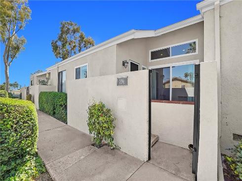 2956  Haddonfield  , Fullerton, CA