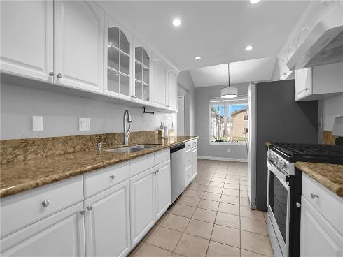 2956  Haddonfield  , Fullerton, CA