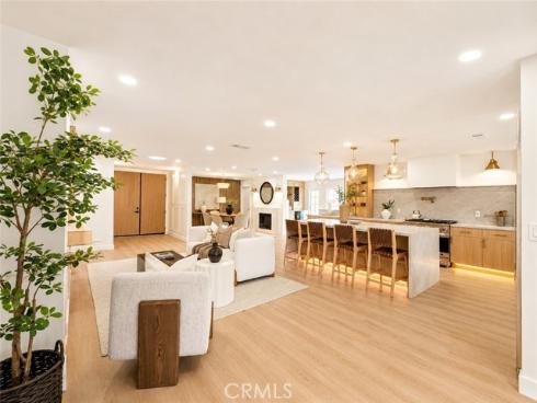 418  Del Monte  , Fullerton, CA