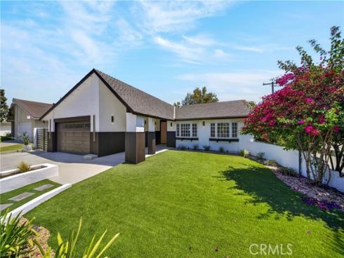 418  Del Monte  , Fullerton, CA