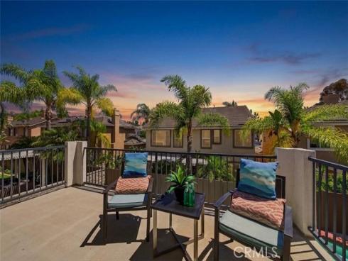 1238  Hampton   Court, Fullerton, CA