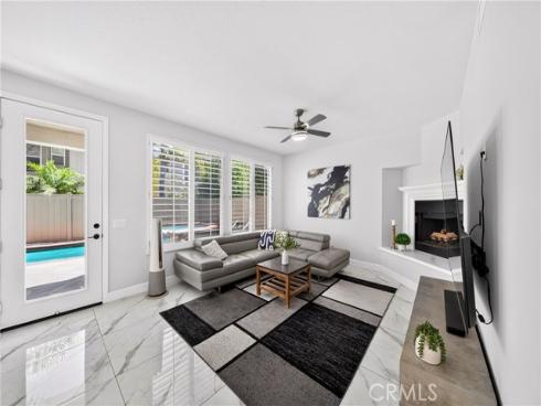1238  Hampton   Court, Fullerton, CA