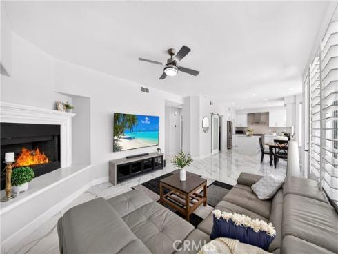 1238  Hampton   Court, Fullerton, CA