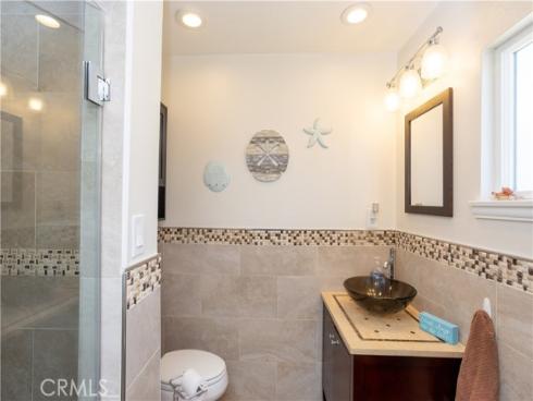 1105 W Ash , Fullerton, CA