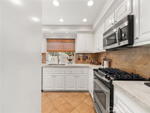 254  Las Riendas  , Fullerton, CA