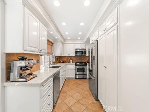 254  Las Riendas  , Fullerton, CA