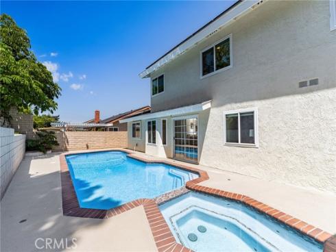 254  Las Riendas  , Fullerton, CA