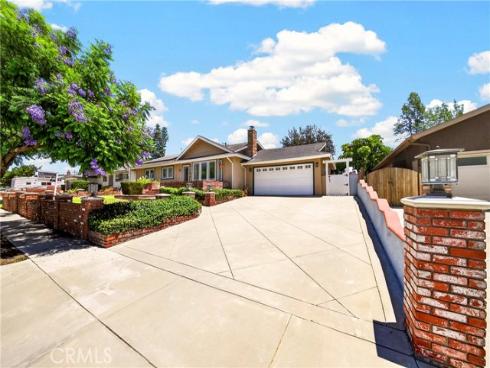 2816  Woodbine   Avenue, Fullerton, CA