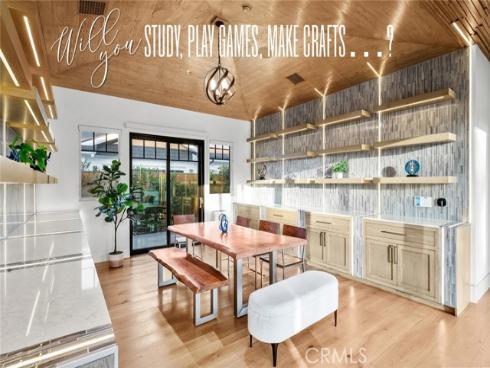 221 W Las Palmas , Fullerton, CA