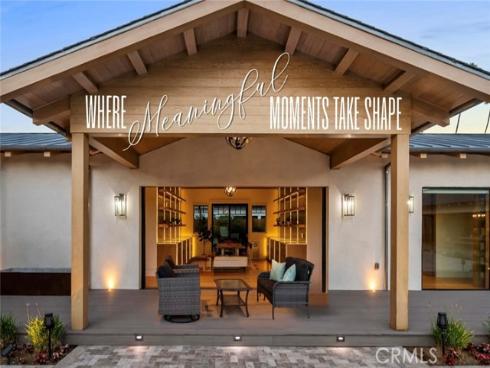 221 W Las Palmas , Fullerton, CA