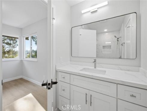 2351  Sutter  242  Way, Fullerton, CA