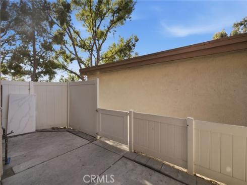 2351  Sutter  242  Way, Fullerton, CA
