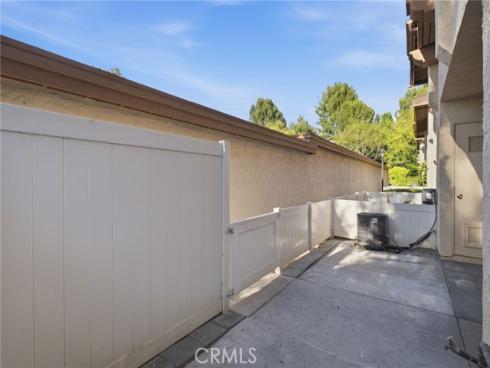 2351  Sutter  242  Way, Fullerton, CA